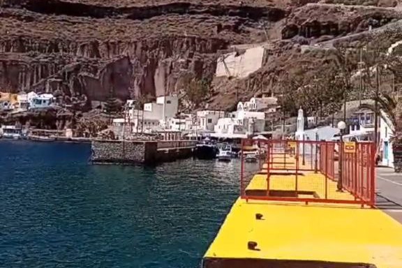 Santorini u Grčkoj – plaže i more