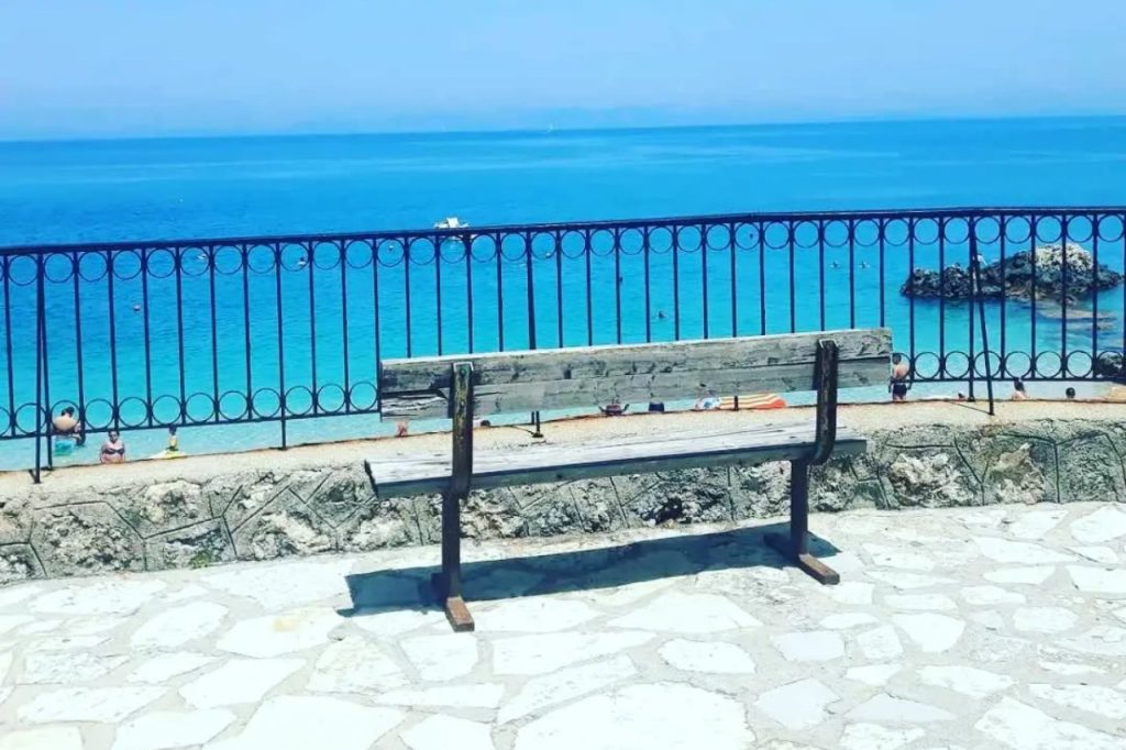 Vidikovac na Lefkadi sa pogledom na Jonsko more