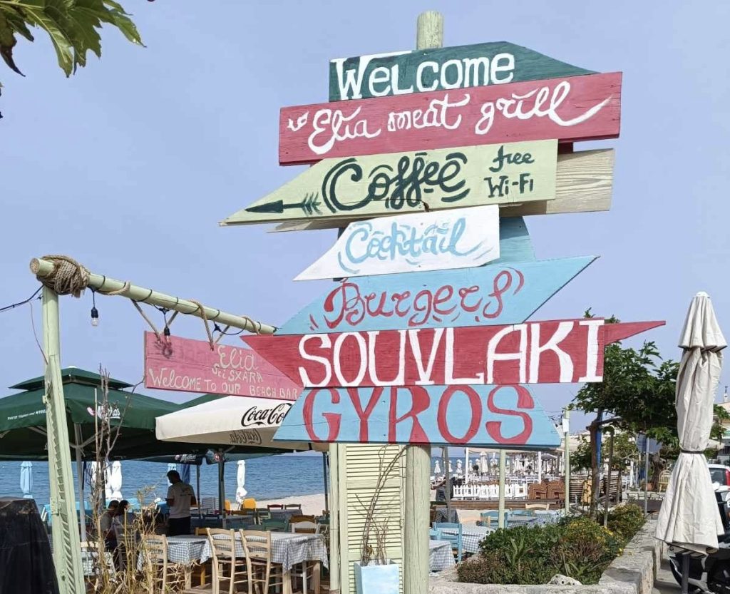 Restorani i taverne uz plažu u Polihronu na Kasandri Halkidiki