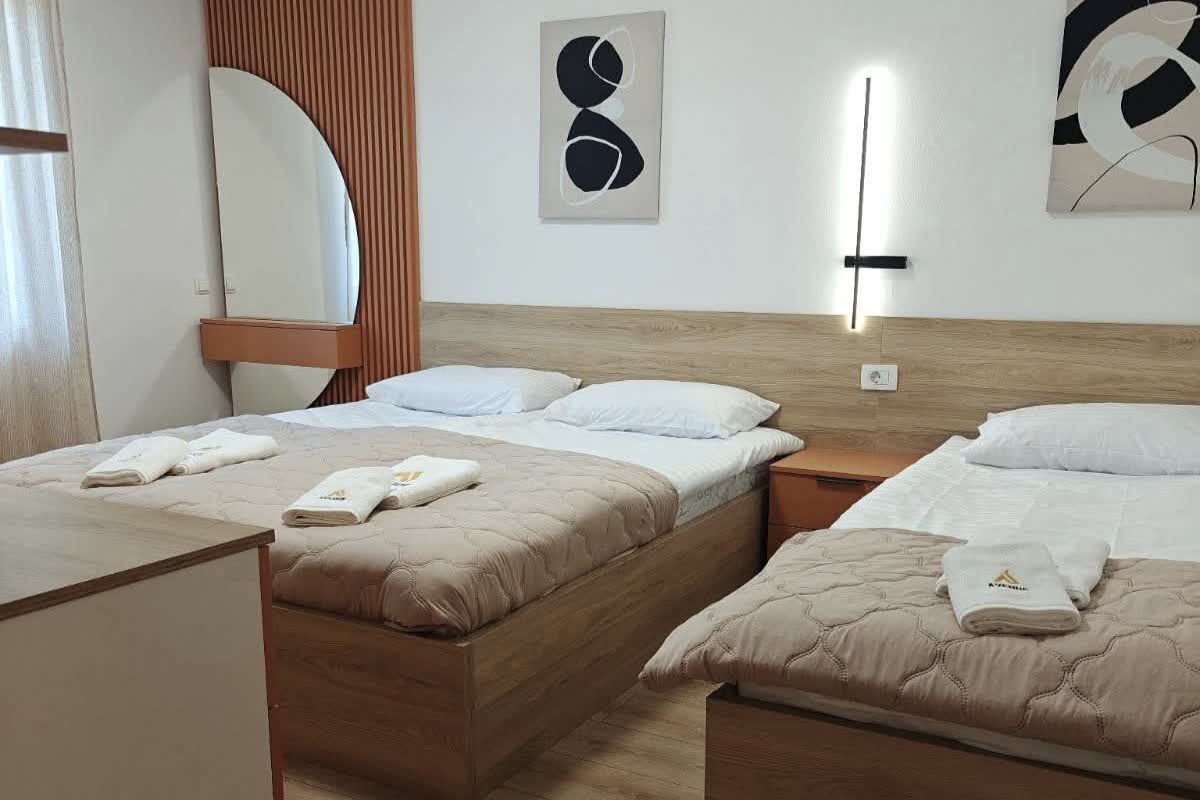 Avenue Apartments Ilinden – spavaća soba za porodice