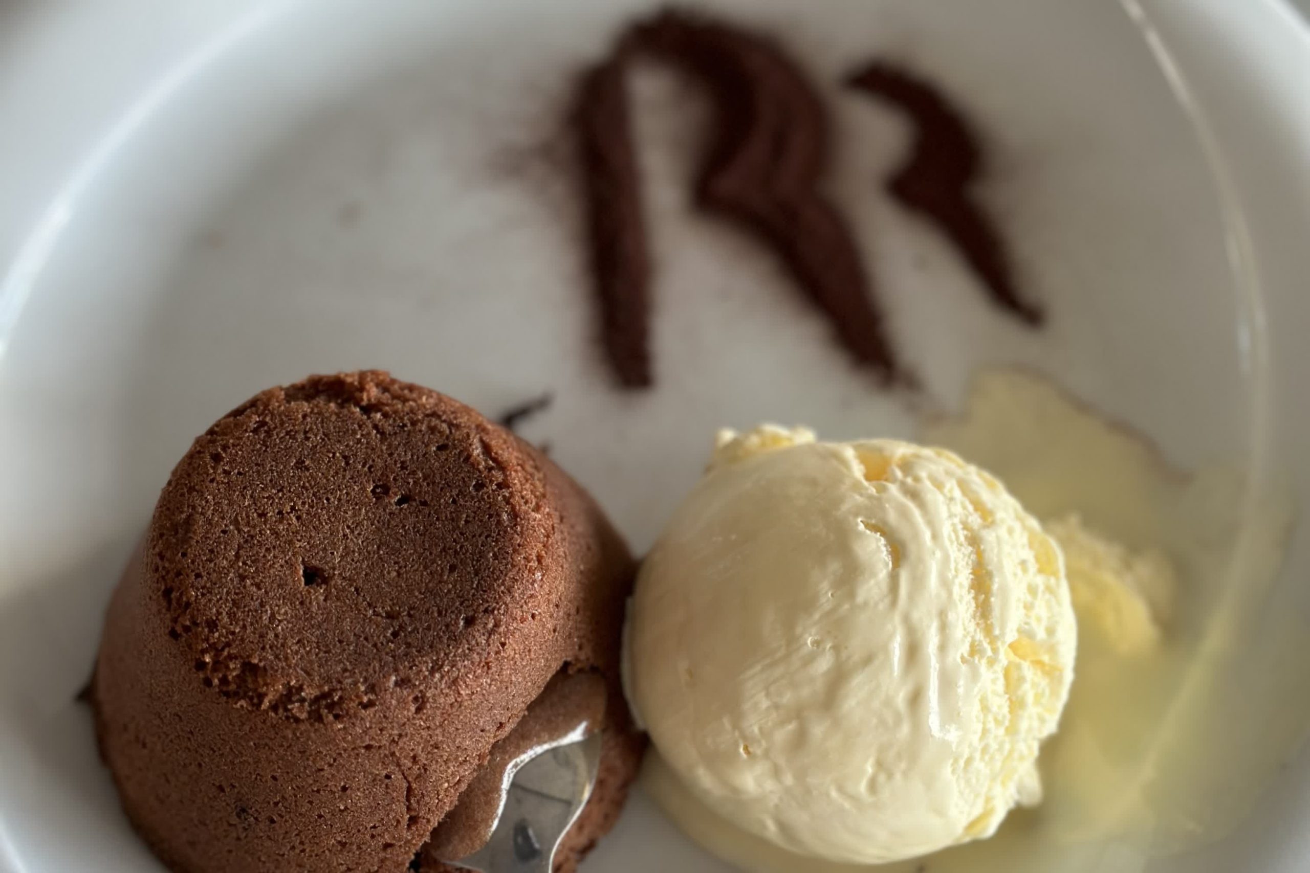 Desert u restoranu hotela Romantique Lake Veles