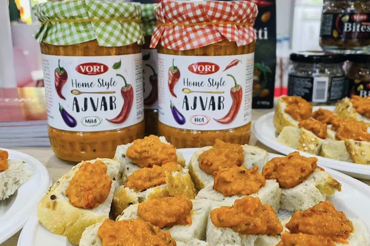 VORI novi ajvar domaći ukus pečene paprike
