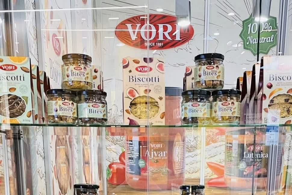 VORI domaći proizvodi ajvar lutenica pinđur zimnica i slatka ponuda