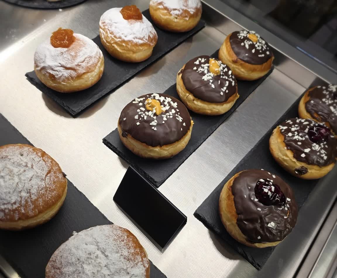Krofne sa kremom u Žitko Bakery Gevgelija